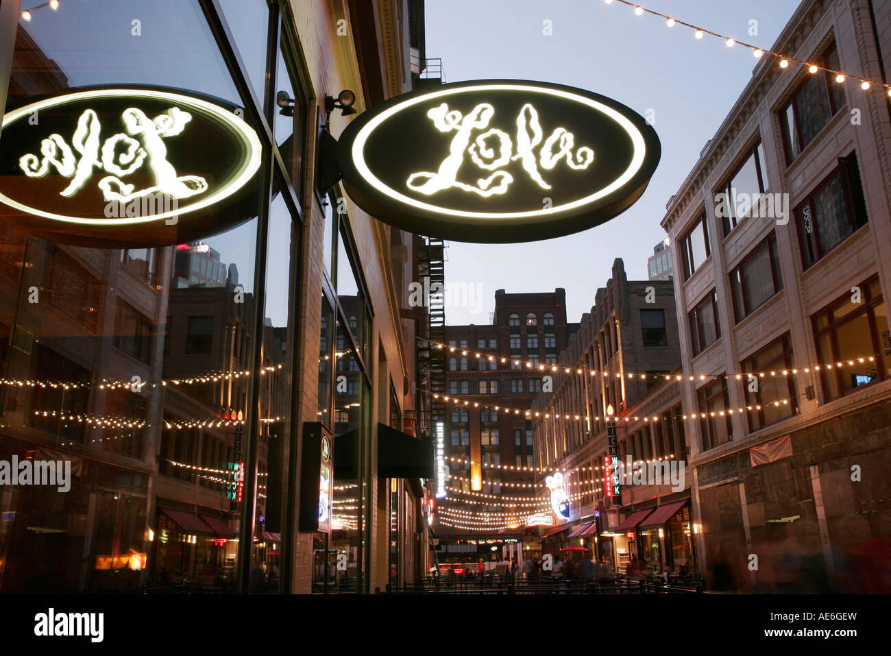 Ohio Cuyahoga County,Cleveland,East 4th Street,Lola,ristorante ristoranti ristorazione caffè, modo, ristoranti, intrattenimento, serata notturna, OH0707 Foto Stock