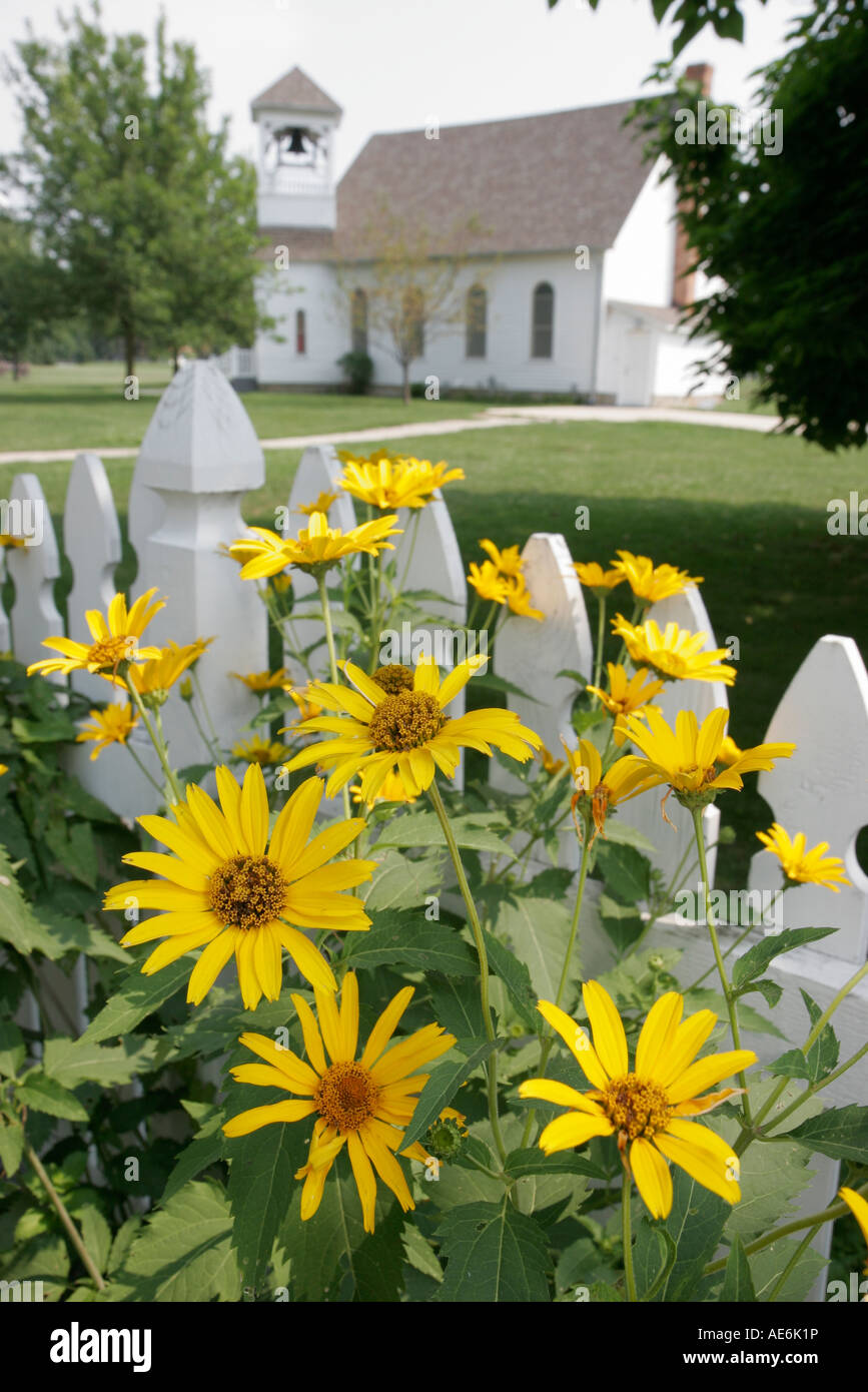 Ohio Toledo,River Road,Wolcott House Museum,Montclova Country Church costruito nel 1901,flower,flower,OH070802013 Foto Stock