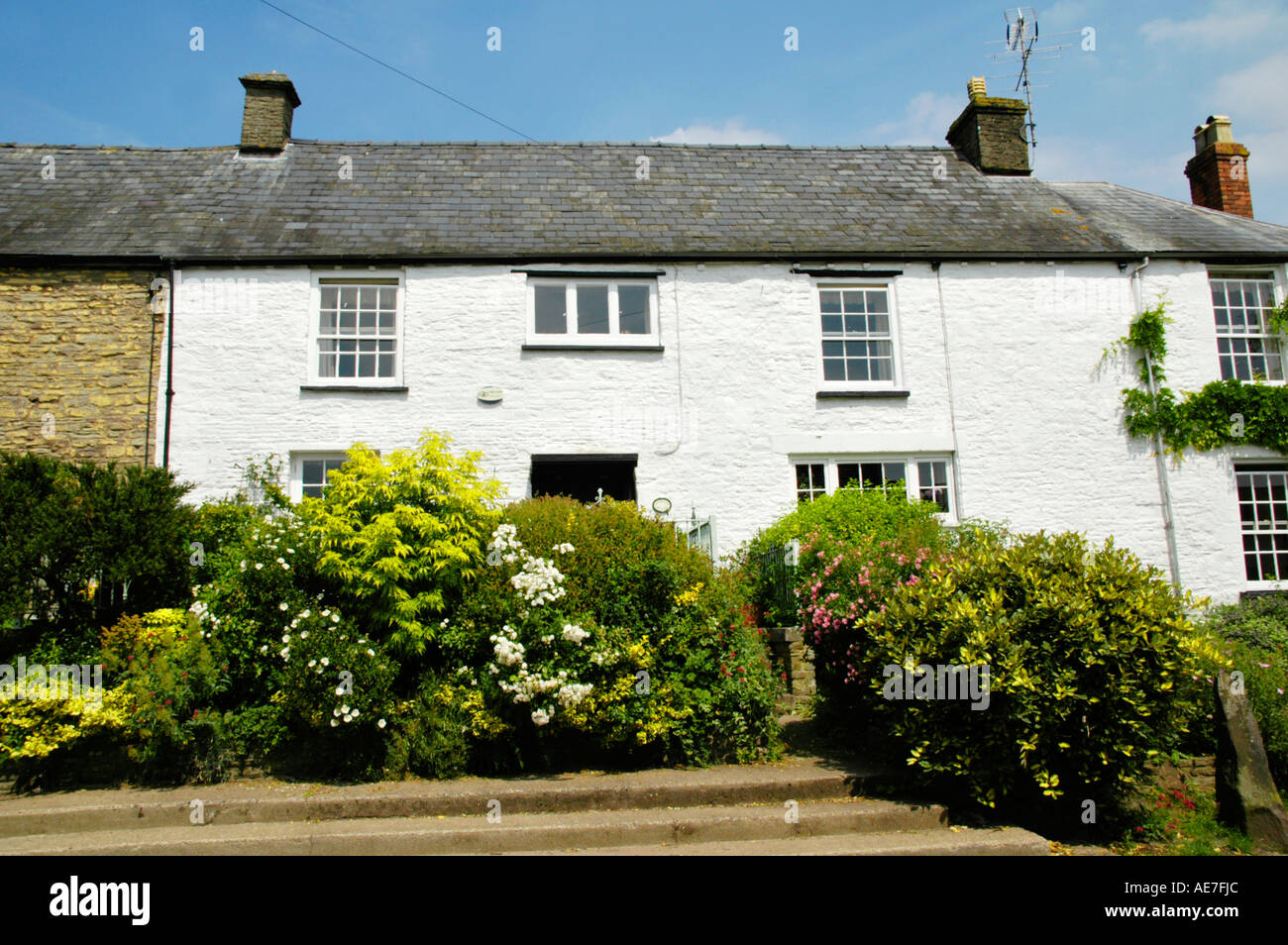 Vista delle case nel pittoresco villaggio di Grosmont Monmouthshire South East Wales UK Foto Stock