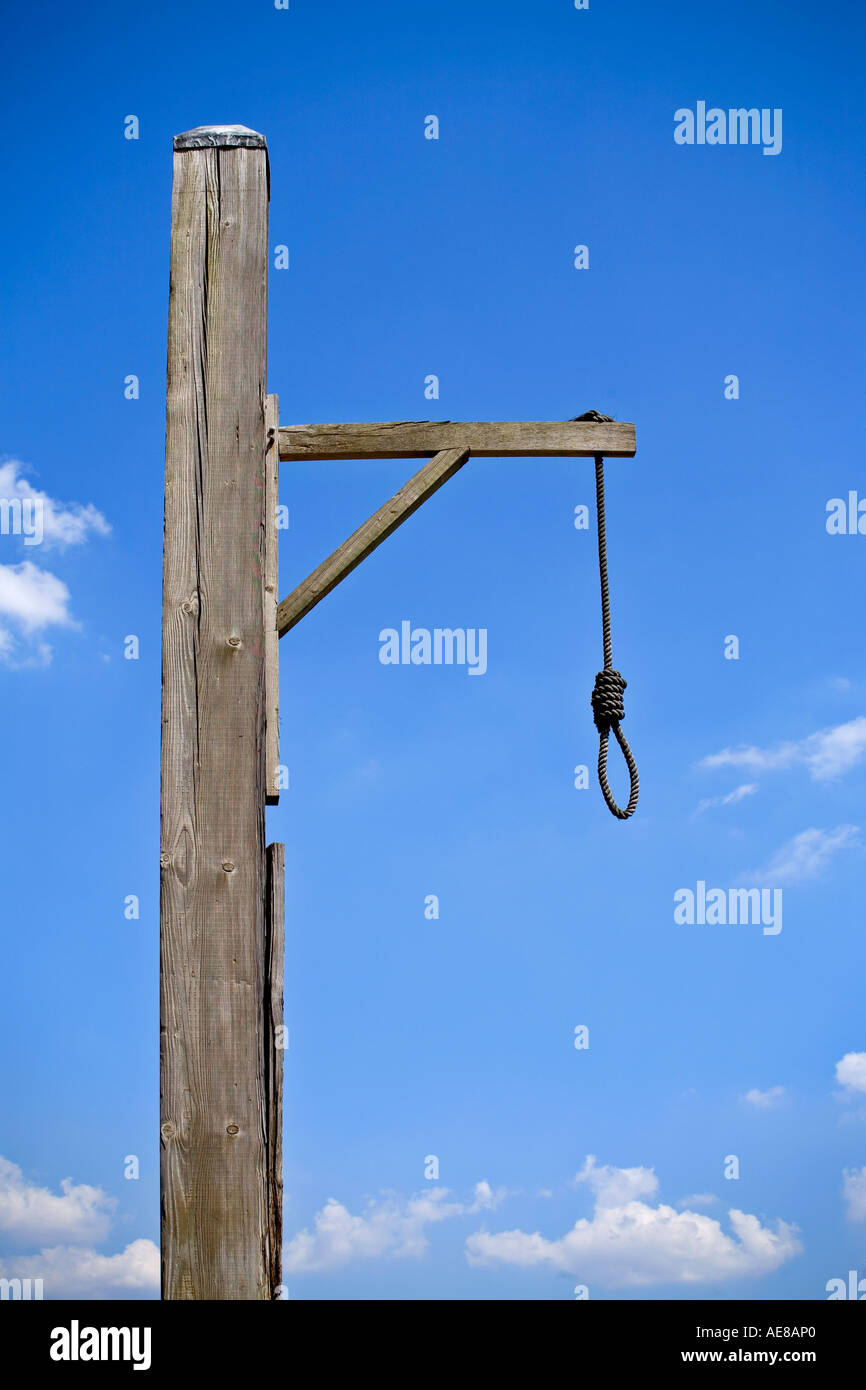 Vecchio hangmans patibolo sulla riva del Tamigi a Londra Inghilterra Foto Stock