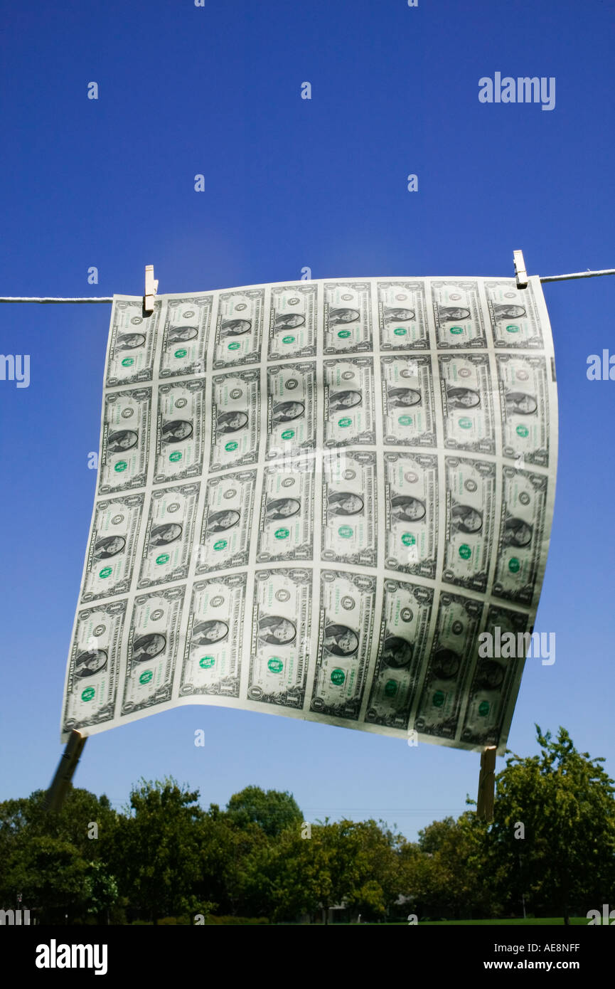 Soldi appesi stendibiancheria Foto Stock