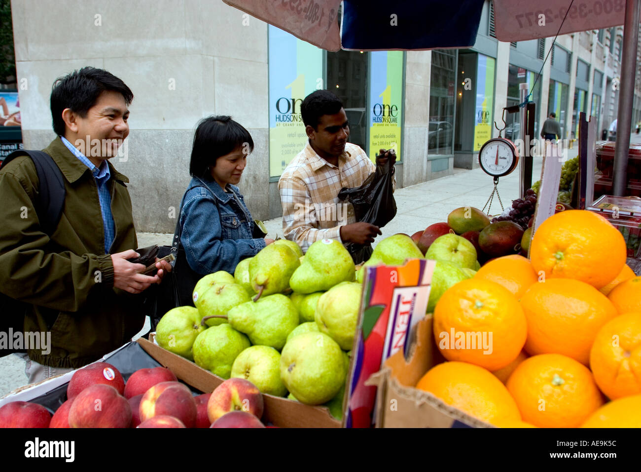 Frutti di stand a China Town Manhattan New York STATI UNITI D'AMERICA Foto Stock