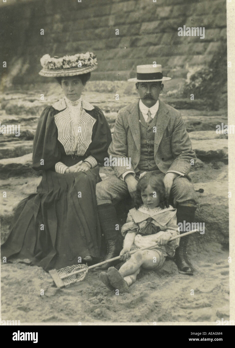 Famiglia al mare circa 1905 Foto Stock