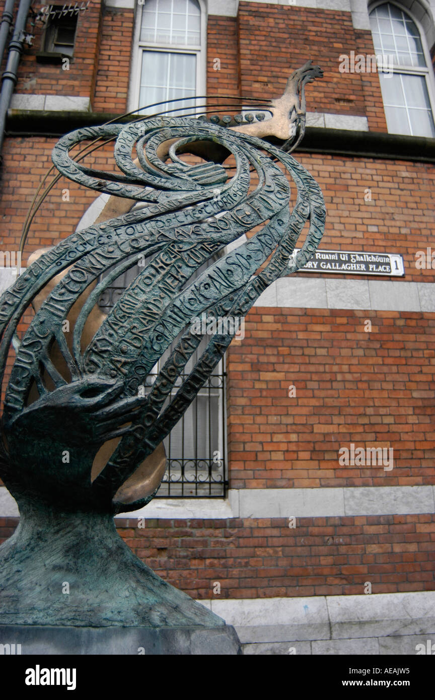 Rory Gallagher memorial scultura in bronzo, Cork, Irlanda Foto Stock