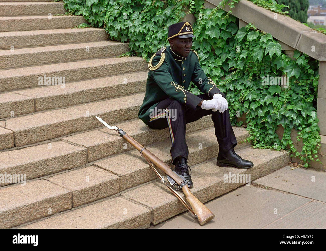 La protezione si prende una pausa VIP dopo la cerimonia di benvenuto all unione edifici Pretoria Sudafrica Foto Stock