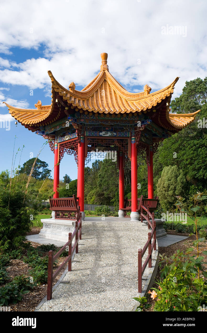 Pagoda Kunming giardino parco Pukekura di New Plymouth Taranaki Isola del nord della Nuova Zelanda Foto Stock