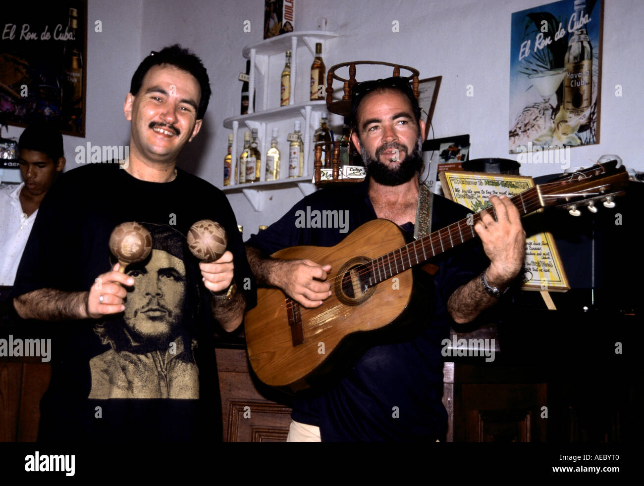 L'Avana band di musicisti chitarra cantante di musica latina tradizionale beat Foto Stock