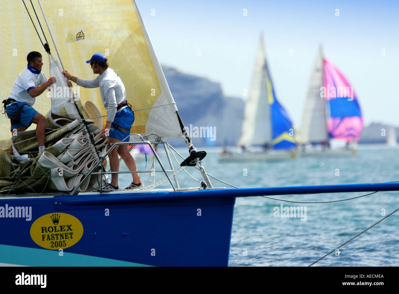 La Skandia Wild Thing di inizio gara Fastnet Solent Cowes Week Isle of Wight England Regno Unito Foto Stock