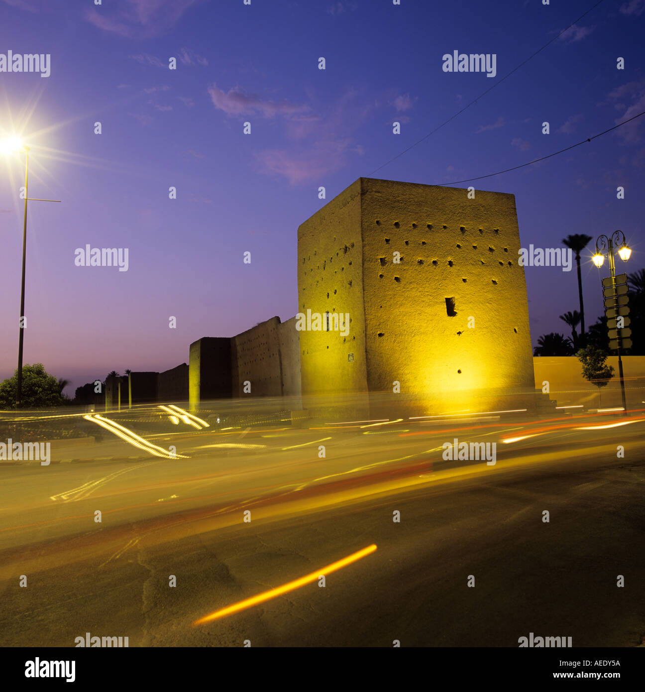 Le mura della città marrakech marocco Africa del Nord Foto Stock