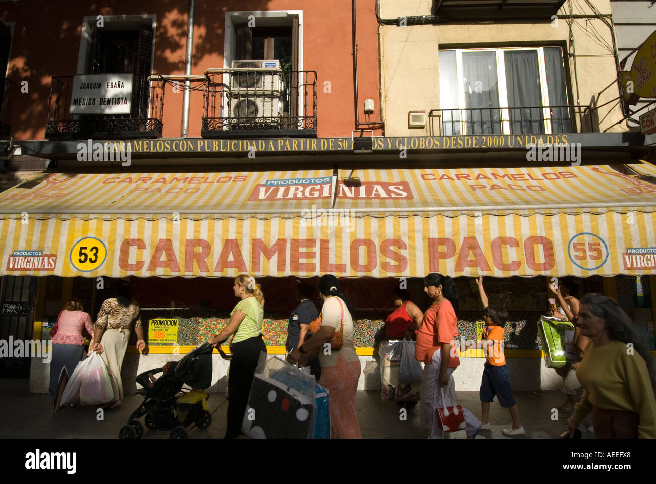 Negozio di dolci in area di La Latina, Madrid Spagna Foto Stock