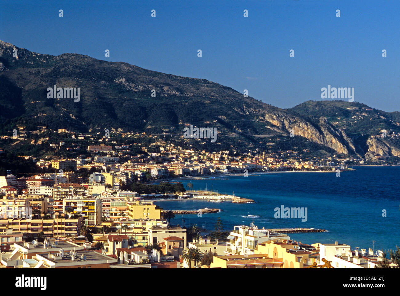 Menton Alpes-Maritimes 06 Cote d Azur Riviera francese PACA FRANCIA Foto Stock