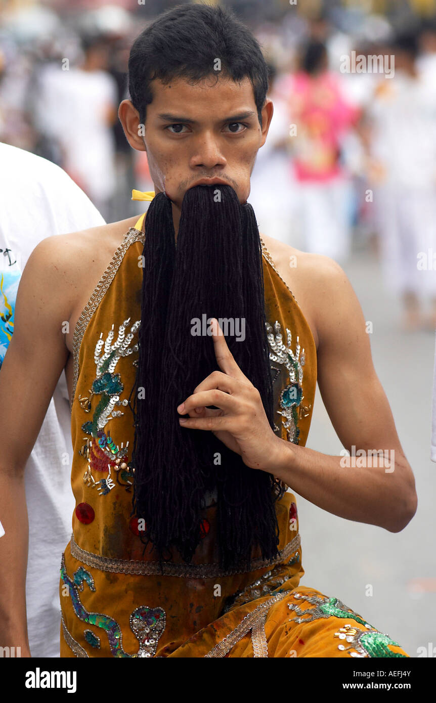 Un mezzo in Phuket Festival vegetariano street processione cittadina di Phuket Thailandia Foto Stock