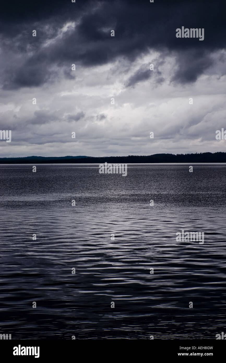 Il fiume Pielisjoki nella città di Joensuu Finlandia Foto Stock