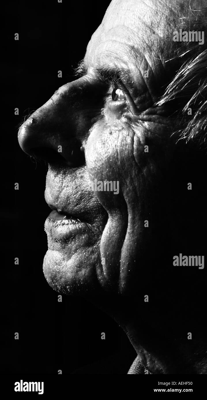 Alla fine Harry Patch-all'età 106anni-WWI "veterano Tommy' in pozzetti, Somerset, 2004. Foto Stock