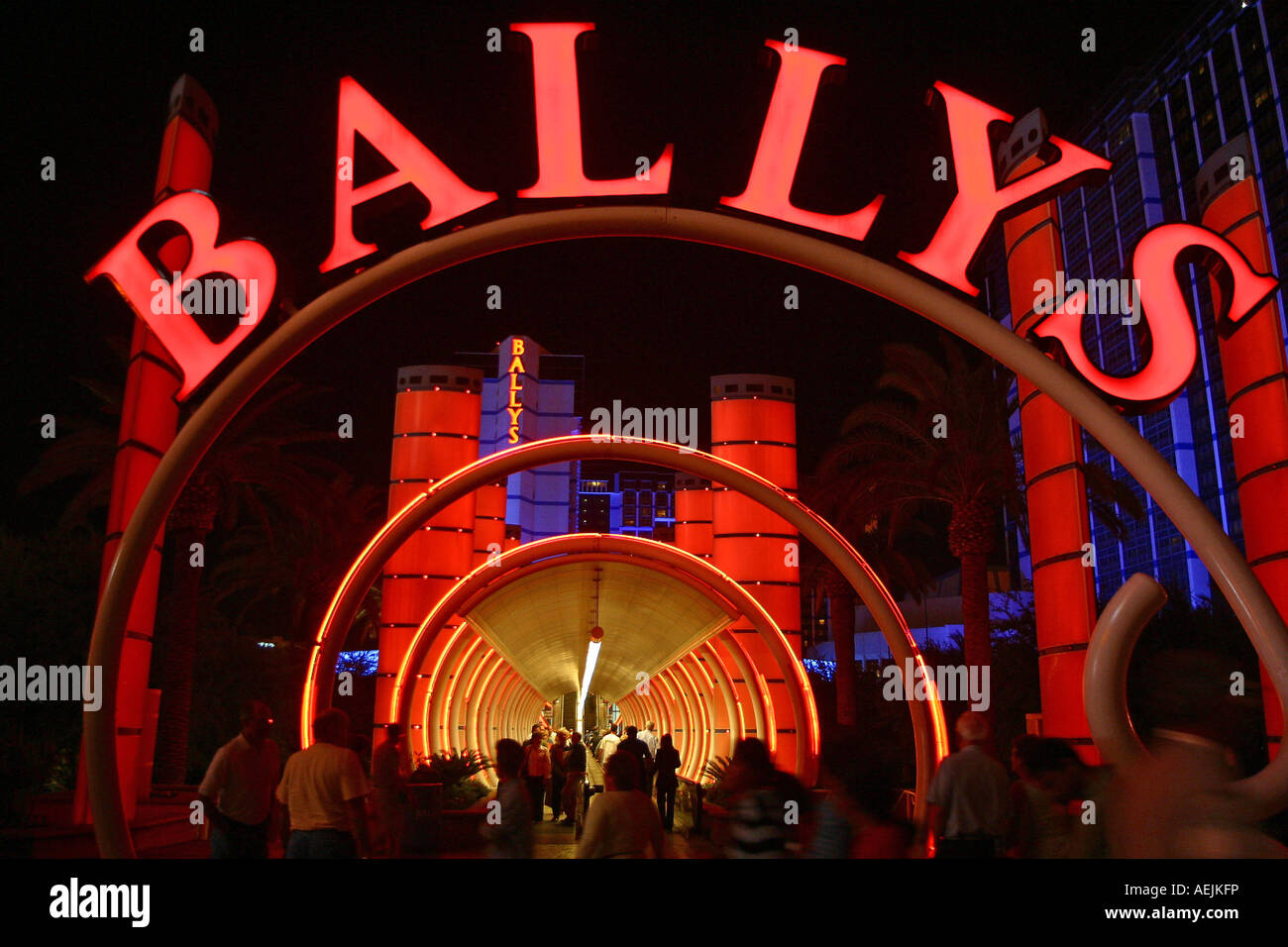 Il tunnel per il Ballys Hotel di Notte Las Vegas Nevada Stati Uniti d'America Foto Stock