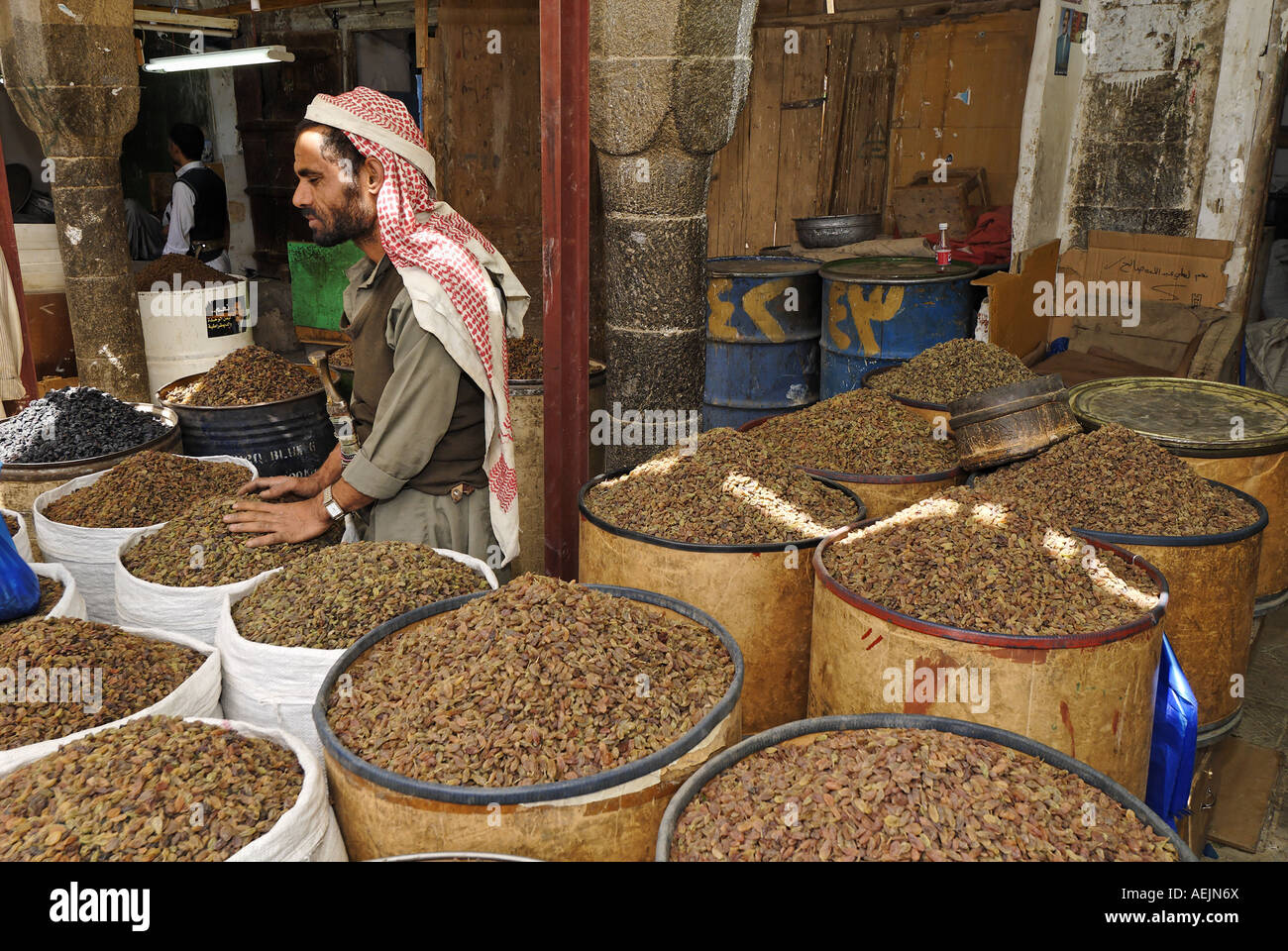 Passito di mercato a Sanaa, Sana'a, Yemen Foto Stock