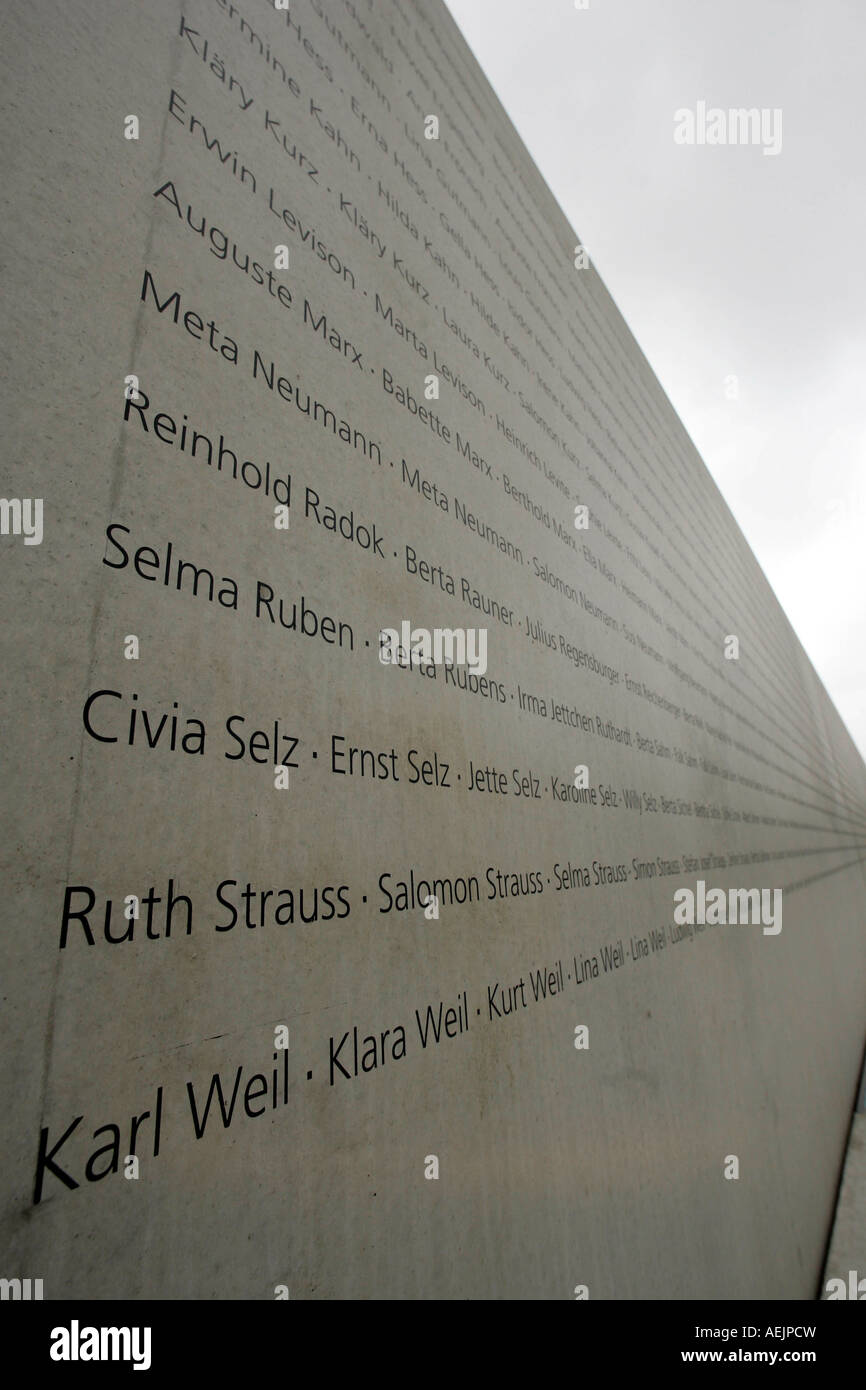 Memoriale per i deportati ebrei durante la Seconda Guerra Mondiale di Stoccarda, Baden-Wuerttemberg, Germania Foto Stock
