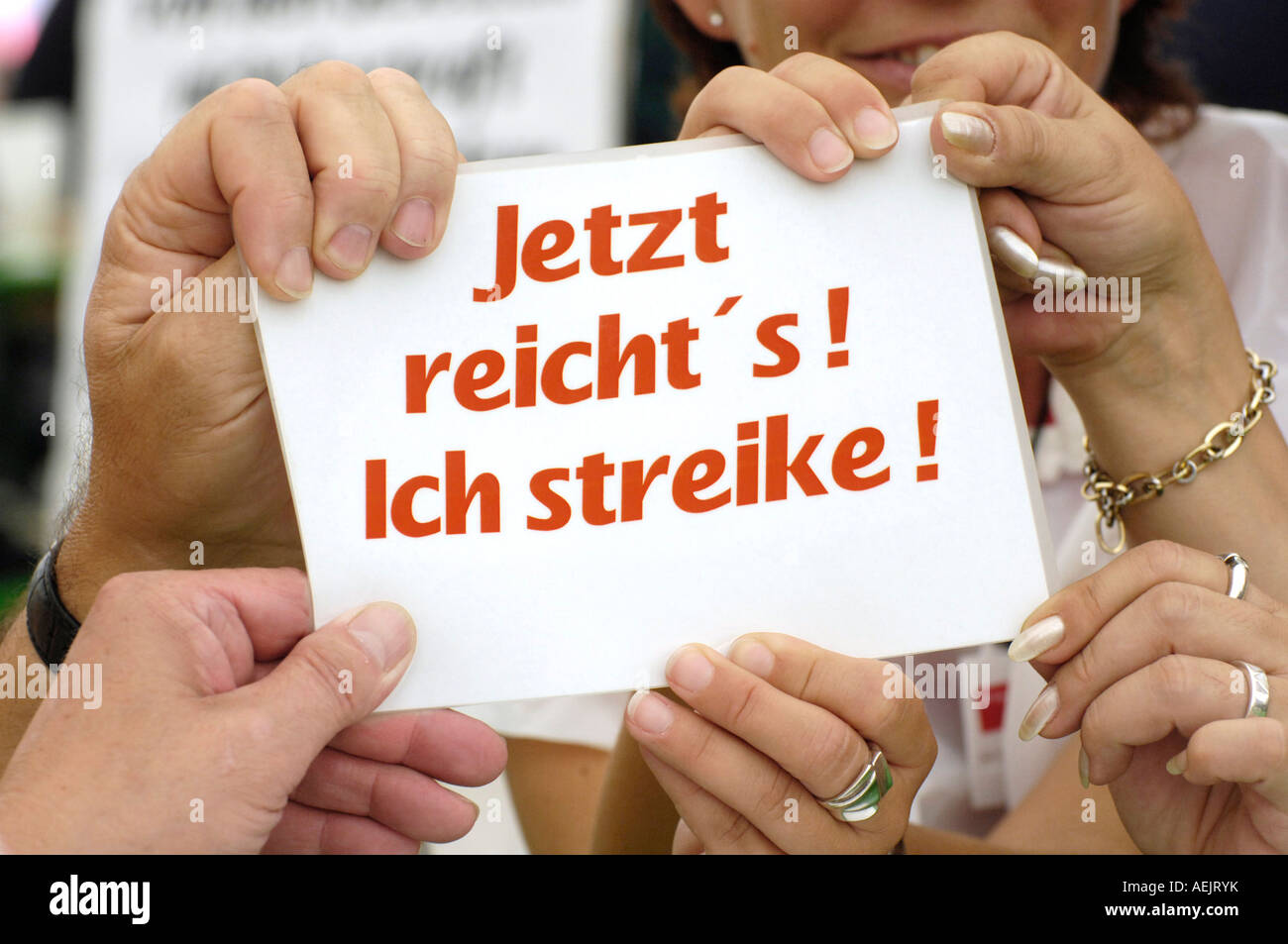 Le mani sul segno: "che lo fa! Iám andando in sciopero! Foto Stock