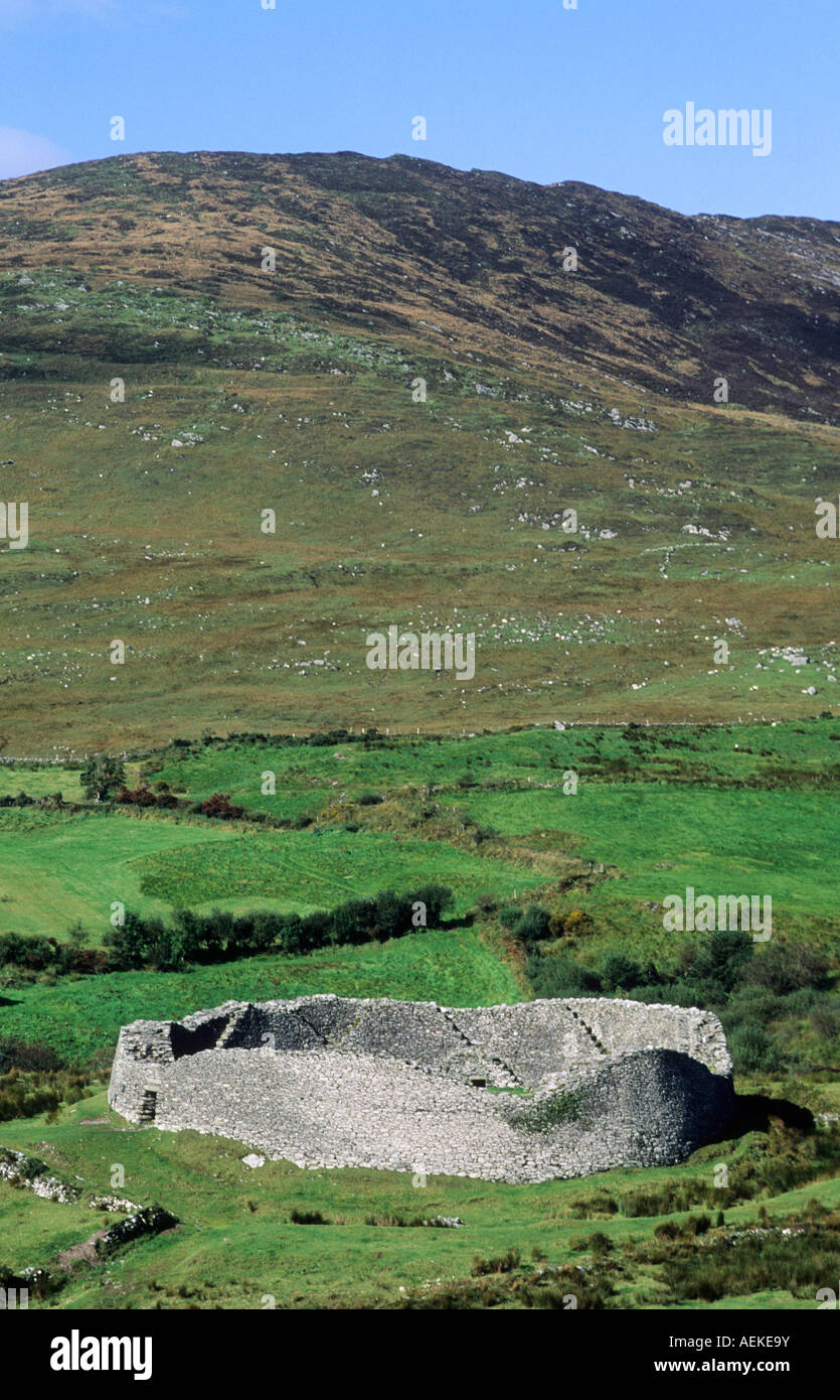 Pietra Staigue Fort vicino a Caherdaniel County Kerry pietra preistorici Cashel fort Foto Stock