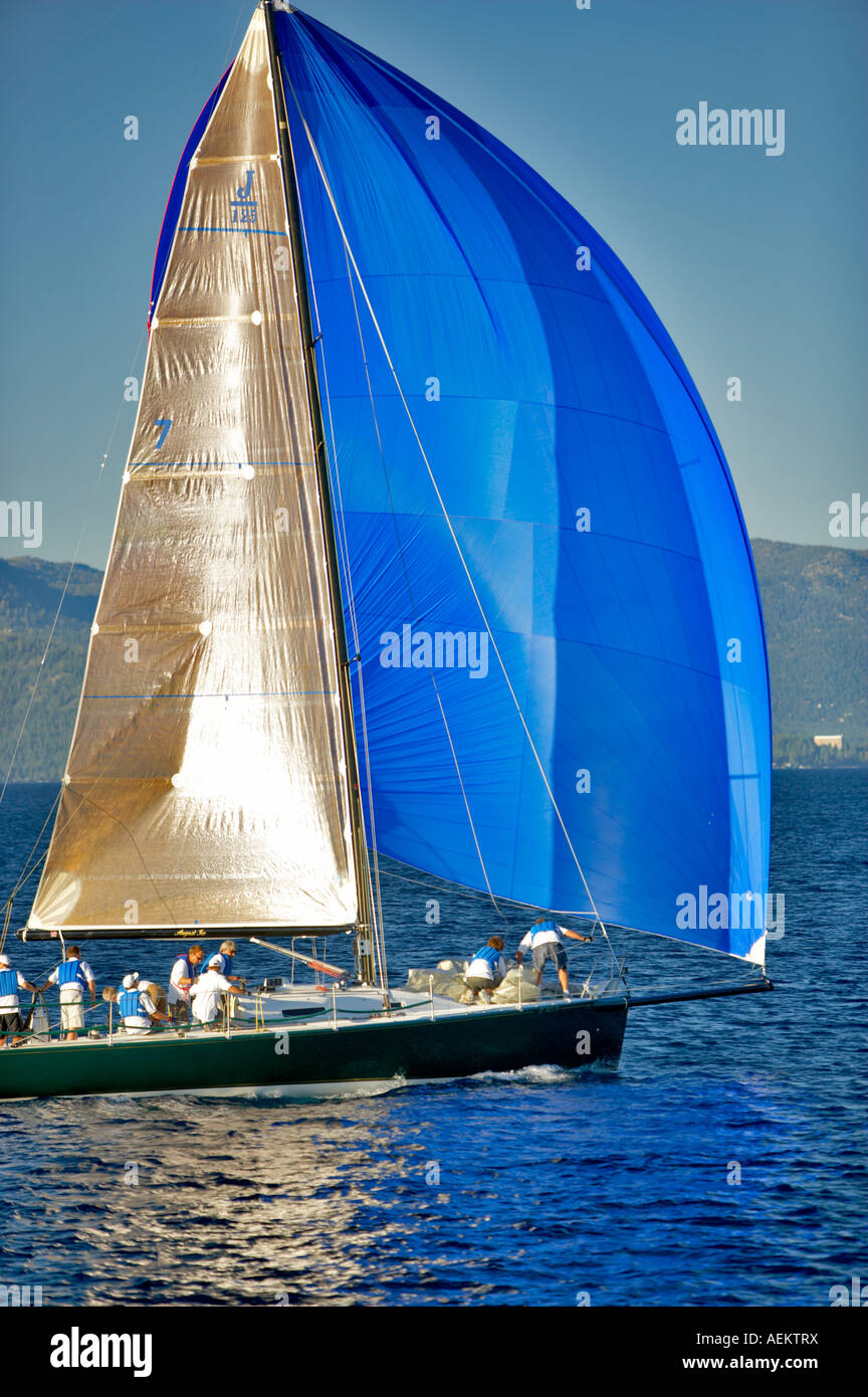 Barche a vela in gara il lago Tahoe California Foto Stock