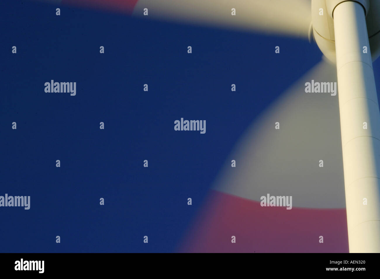 Turbina eolica energia verde di alimentazione alternativa di carburante Foto Stock