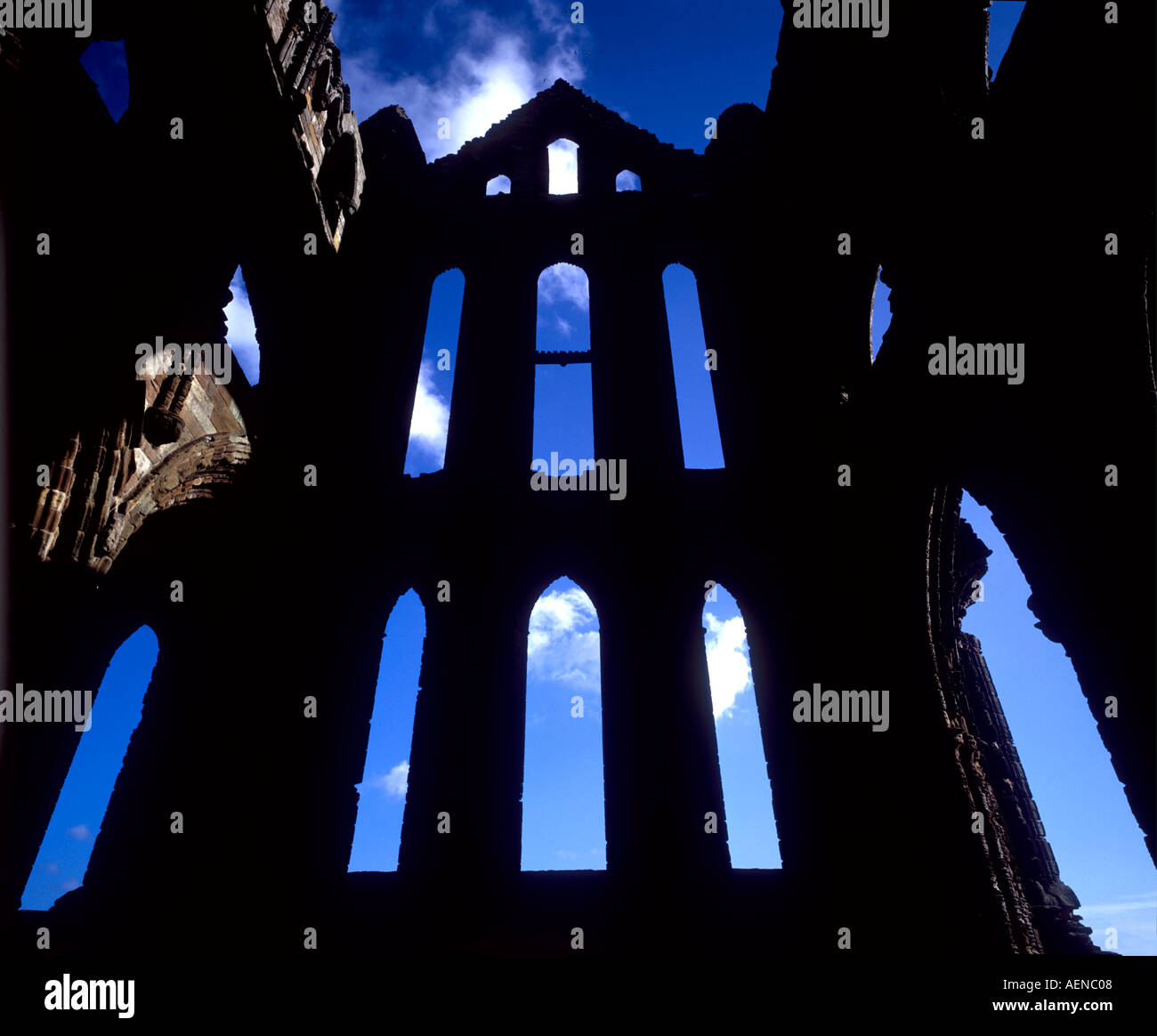 Le rovine di Whitby Abbey fondata in ANNUNCIO 657 in North Yorkshire, Inghilterra Foto Stock