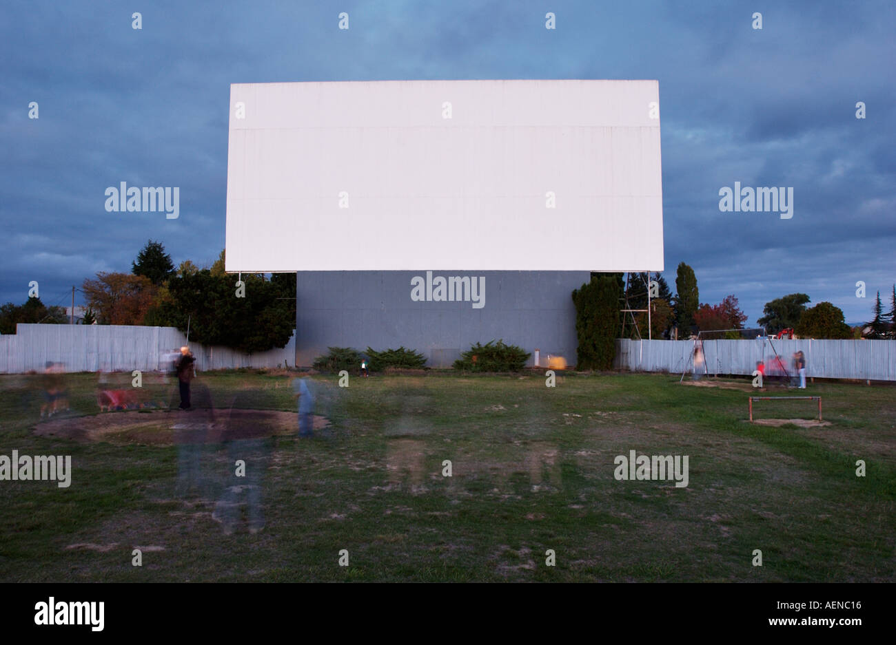 Drive In Movie Theatre Screen Dallas Oregon USA Foto Stock