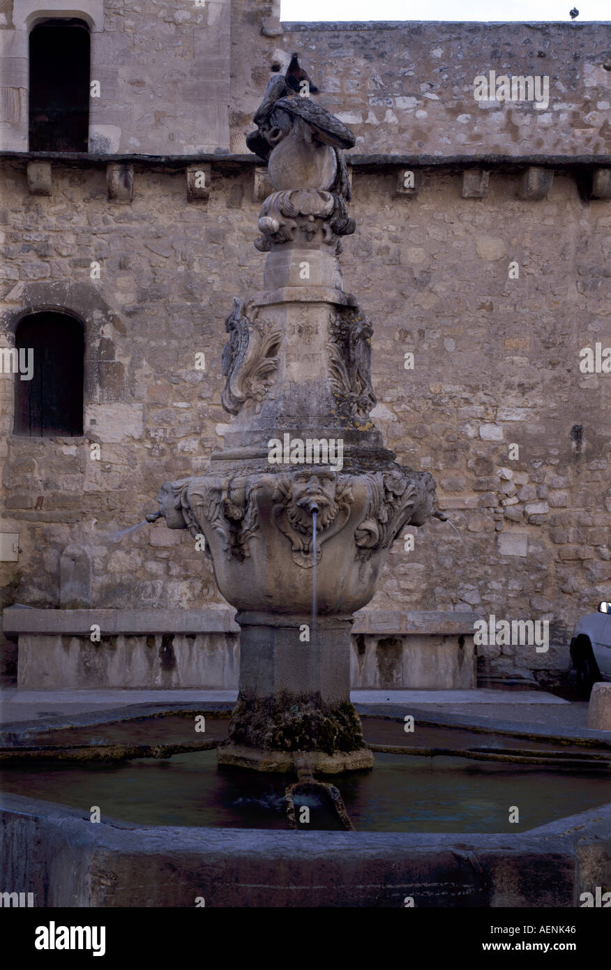 Pernes-les-Fontaines, Brunnen, Foto Stock