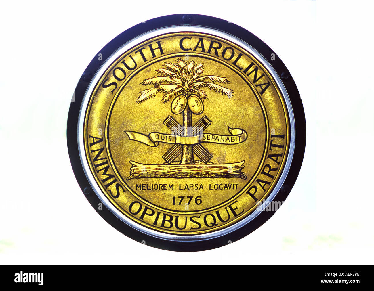 Una vetrata emblema per la Carolina del Sud nella cappella di Cambridge Cimitero Americano Foto Stock