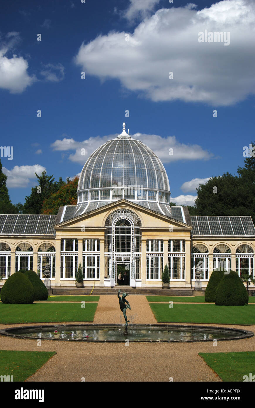 The Great Conservatory and Gardens, Syon House, Brentford, London Borough of Hounslow, Greater London, England, Regno Unito Foto Stock