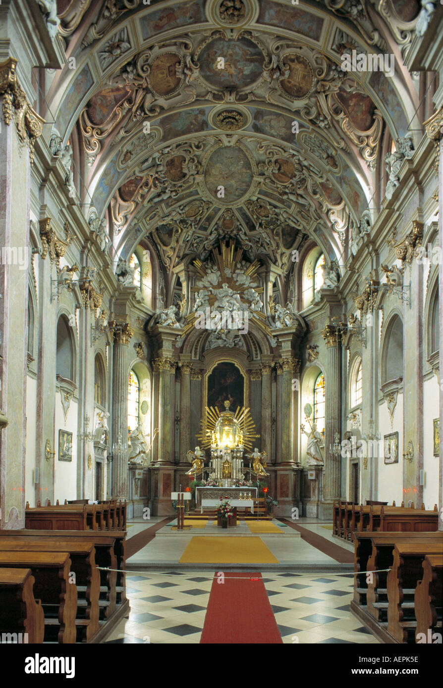 Olomouc/Olmütz-Heiligenberg, Kloster und Wallfahrtskirche Mariäe Heimsuchung, Blick nach Osten Foto Stock