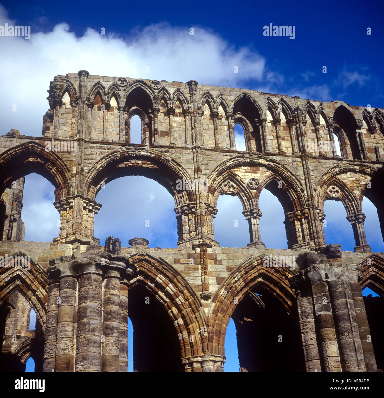 Le rovine di Whitby Abbey fondata in ANNUNCIO 657 in North Yorkshire, Inghilterra Foto Stock