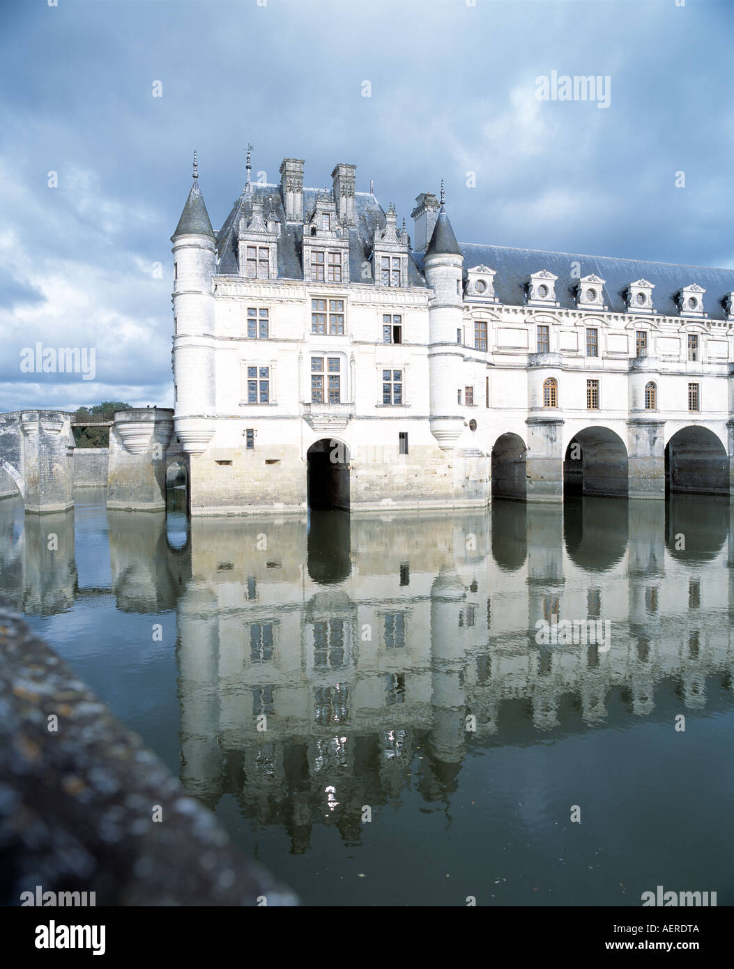 Imponente architettura francese su grande scala Foto Stock