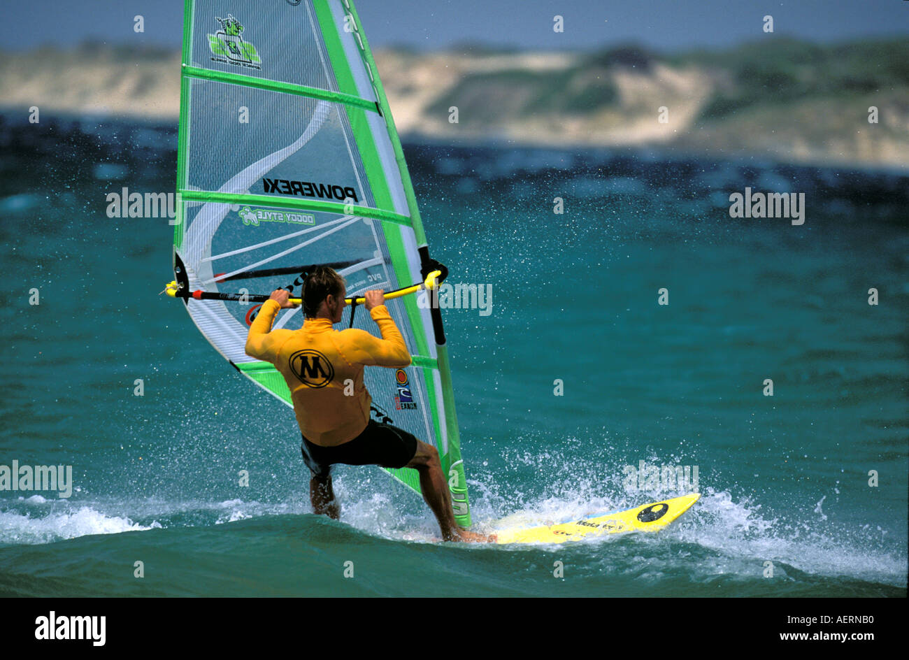 Windsurf Tarifa 360 gybe 1 di 7 sequenza di immagini Foto Stock