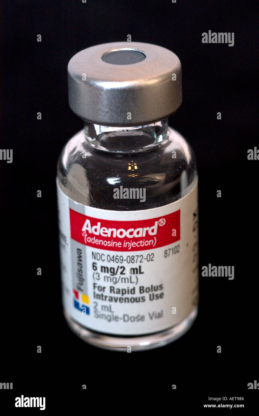Adenocard adenosina iniezione per aritmia cardiaca utilizzato per trattare parossistica tachicardia sopraventricolare Foto Stock