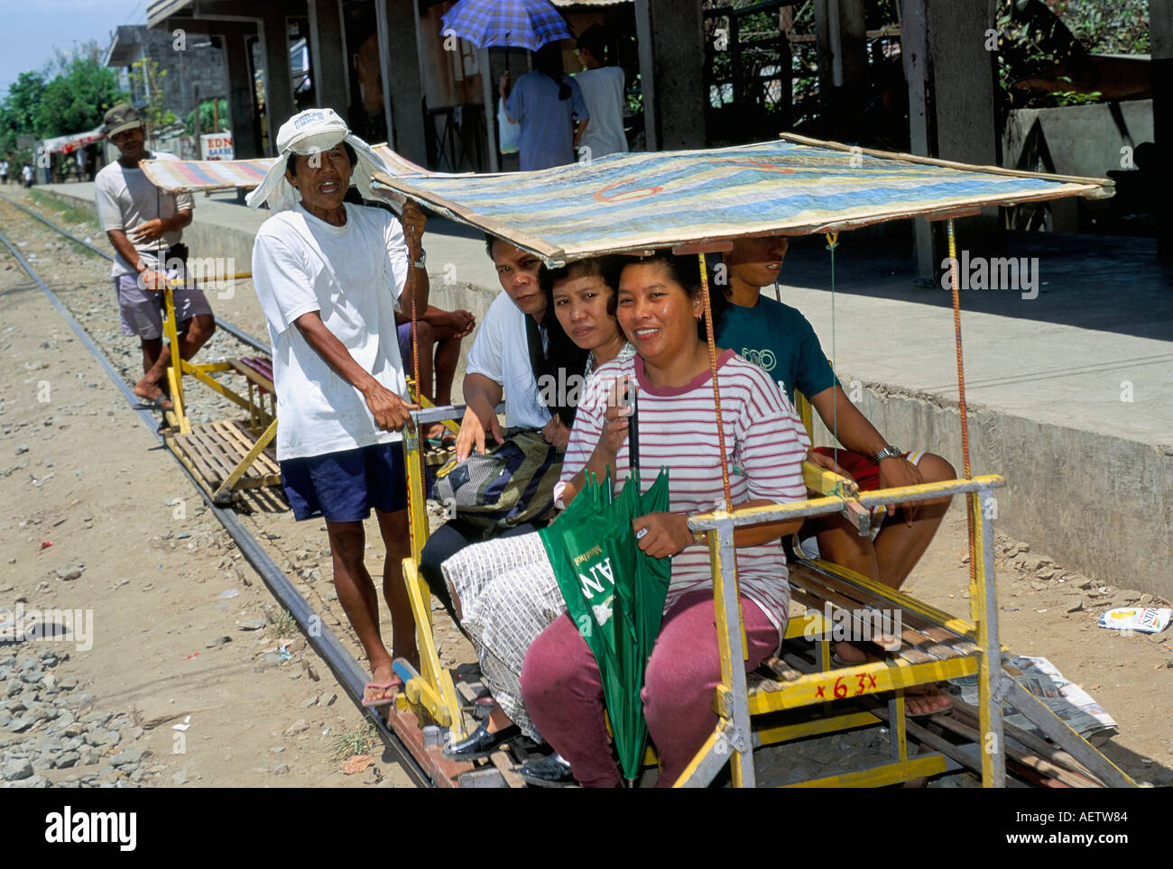 Base di trasporto ferroviario Manila isola di Luzon nelle Filippine Asia del sud-est asiatico Foto Stock