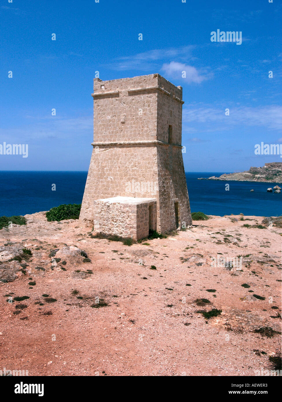 La torre a Golden Bay,Malta Foto Stock