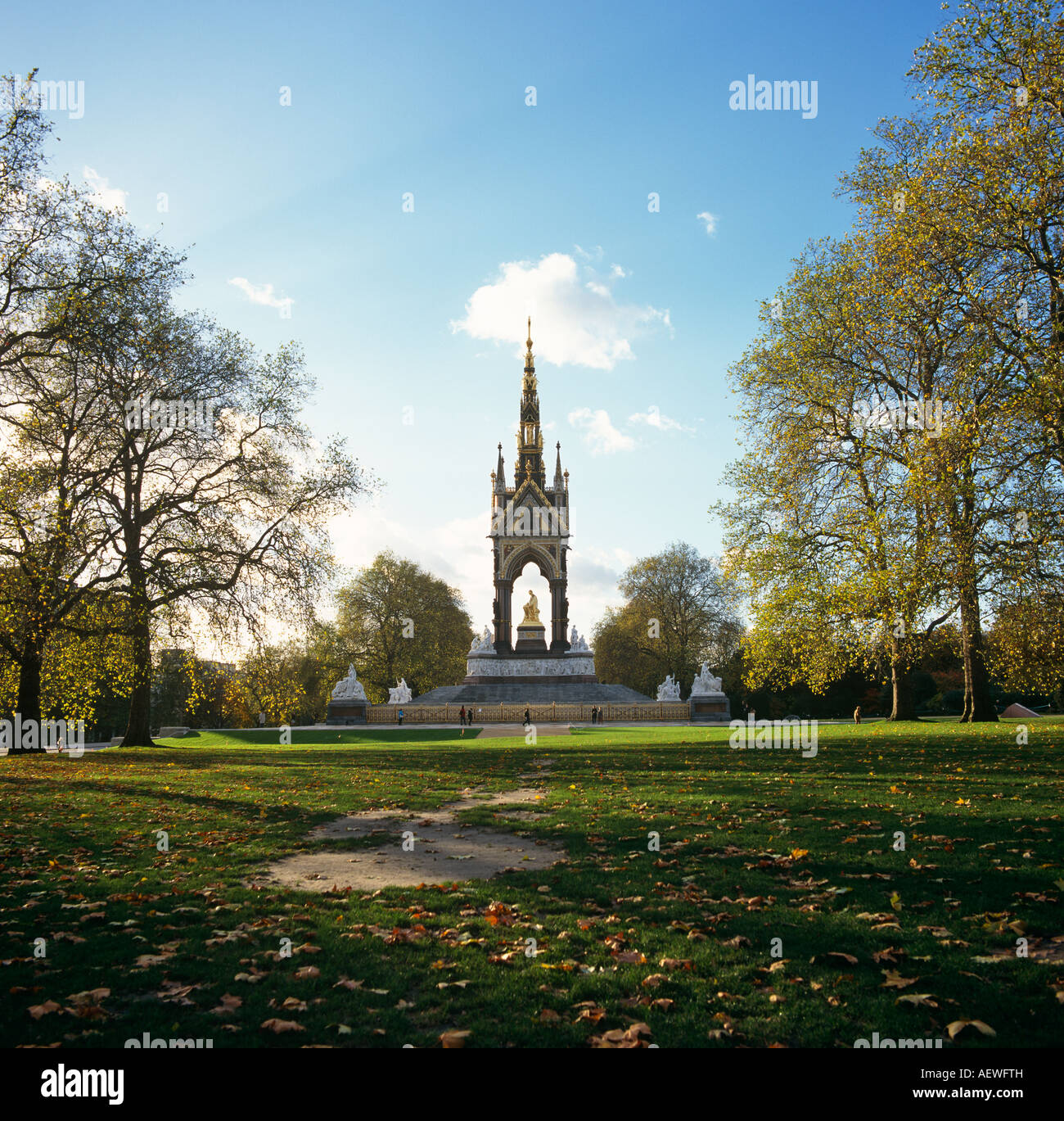 L'Albert Memorial Kensington London UK Europa Foto Stock