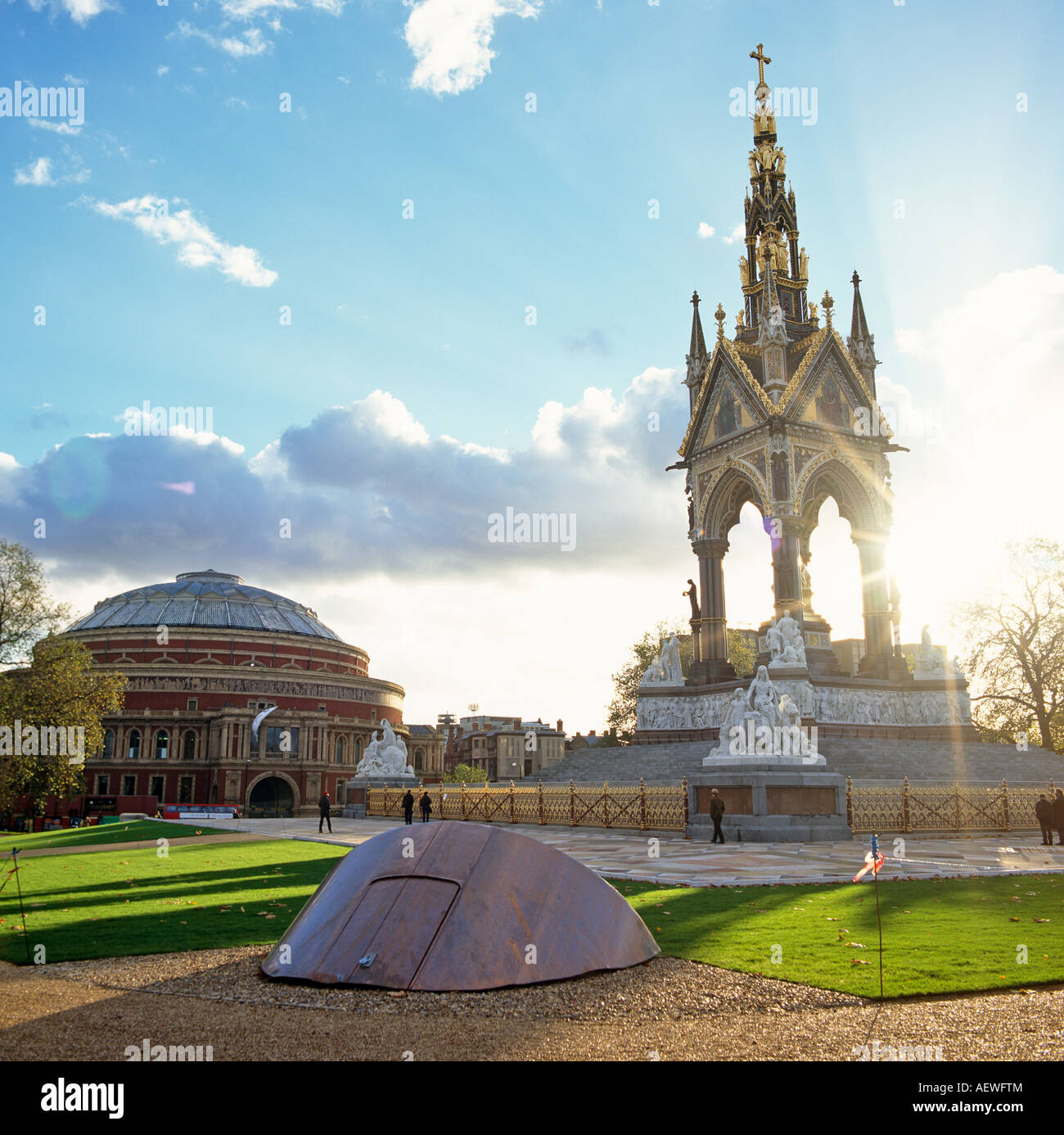 L'Albert Memorial Kensington London UK Europa Foto Stock