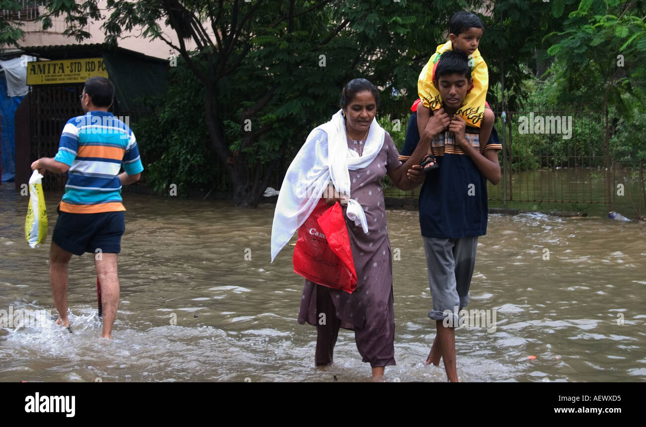 Monsoon record del mondo la pioggia a Bombay ora Mumbai India Foto Stock