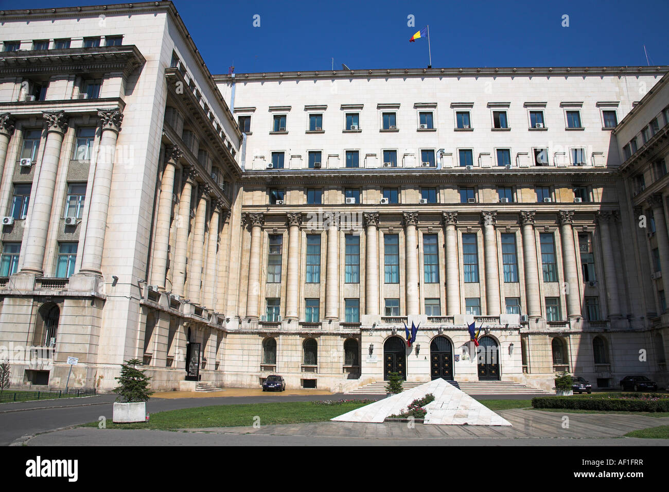 Ex Comitato Centrale del Partito Comunista Edificio, Piazza della Rivoluzione, Bucarest, Romania Foto Stock