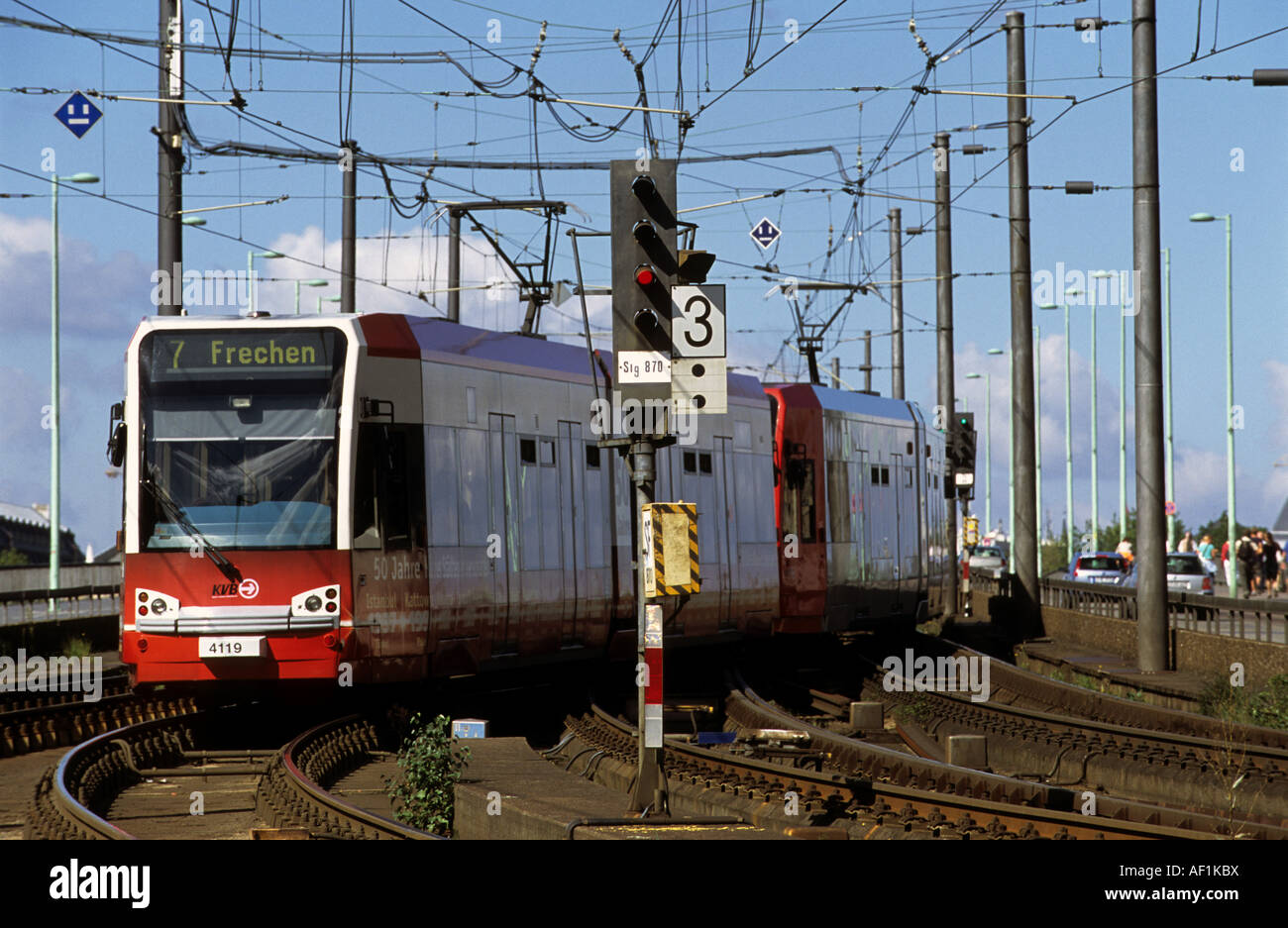 Il Tram, Colonia, nella Renania settentrionale-Vestfalia (Germania). Foto Stock