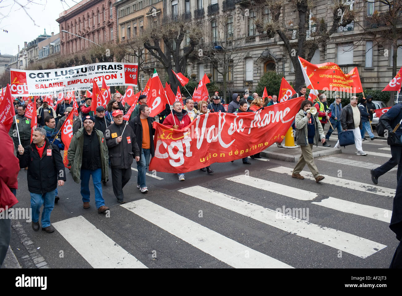 Aprile 2006 Marcia di protesta contro la Bolkestein liberalizzazione dei servizi dell'UE DELLA DIRETTIVA SUL MERCATO STRASBURGO Alsace Francia Europa Foto Stock