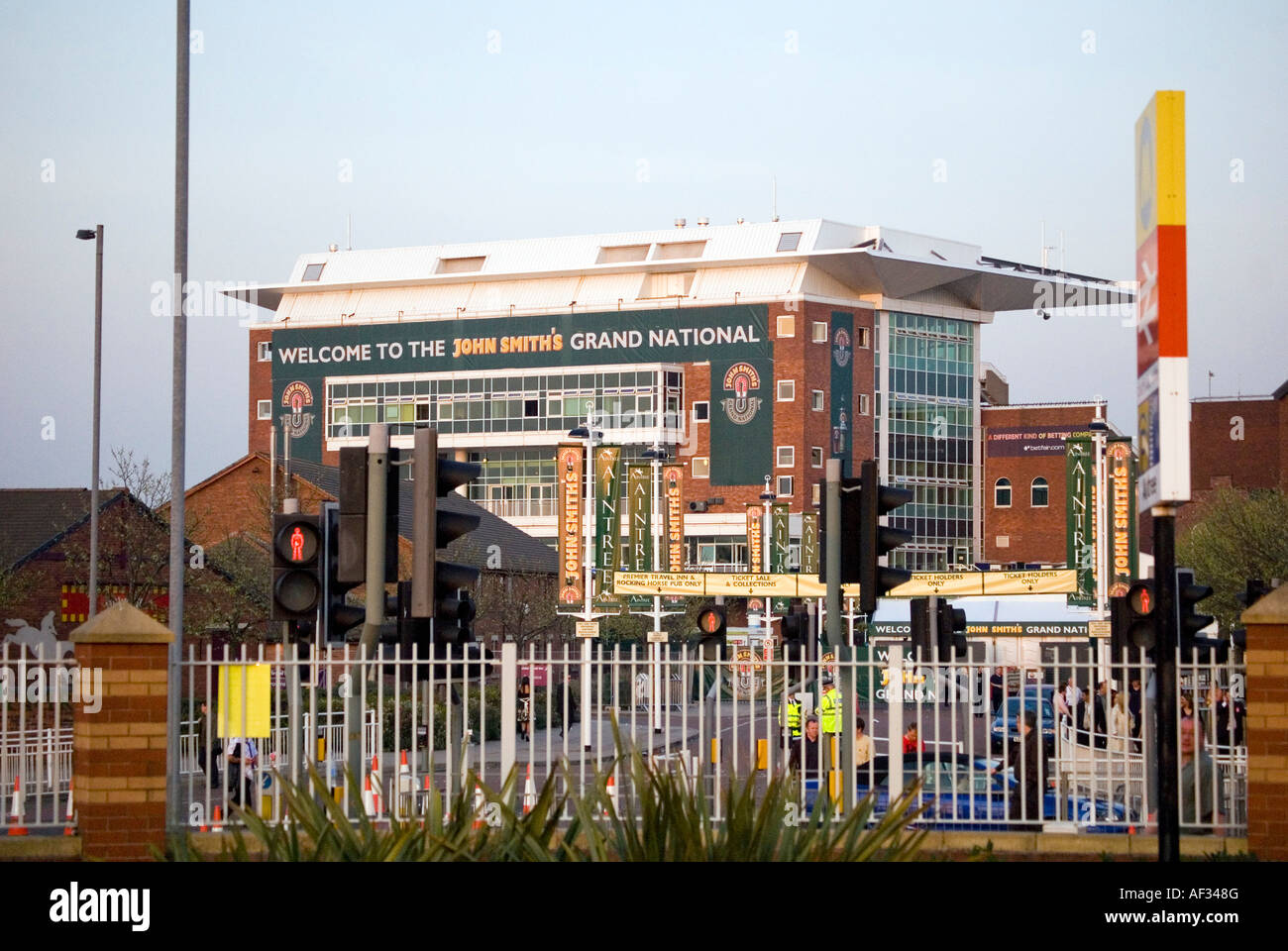 L'ippodromo di Aintree si erge Foto Stock