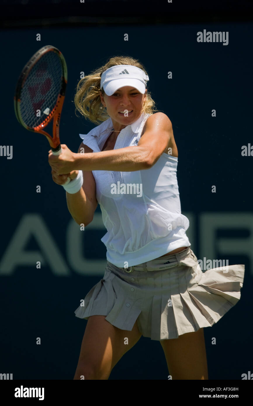 Stella del tennis russa Maria KIRILENKO colpi di rovescio alla 2007 Acura Classic torneo di tennis, La Costa della California. Foto Stock