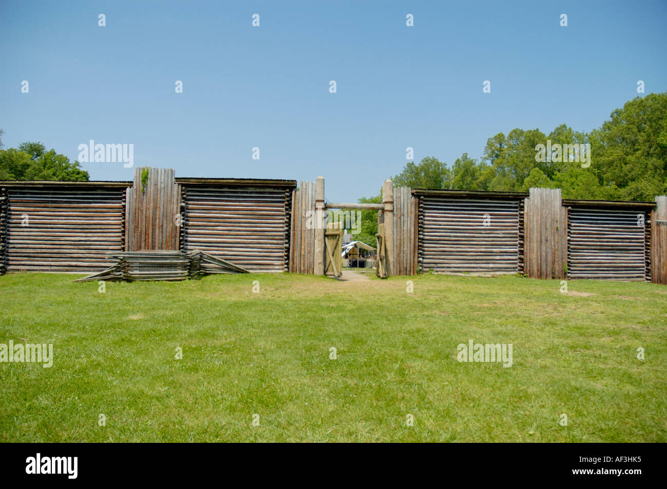 Al di fuori del muro di log di Fort Boonesborough in Kentucky USA Foto Stock