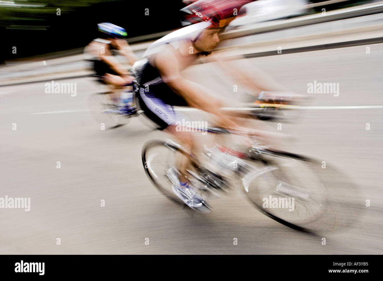 Il London Triathlon Bike Race Foto Stock