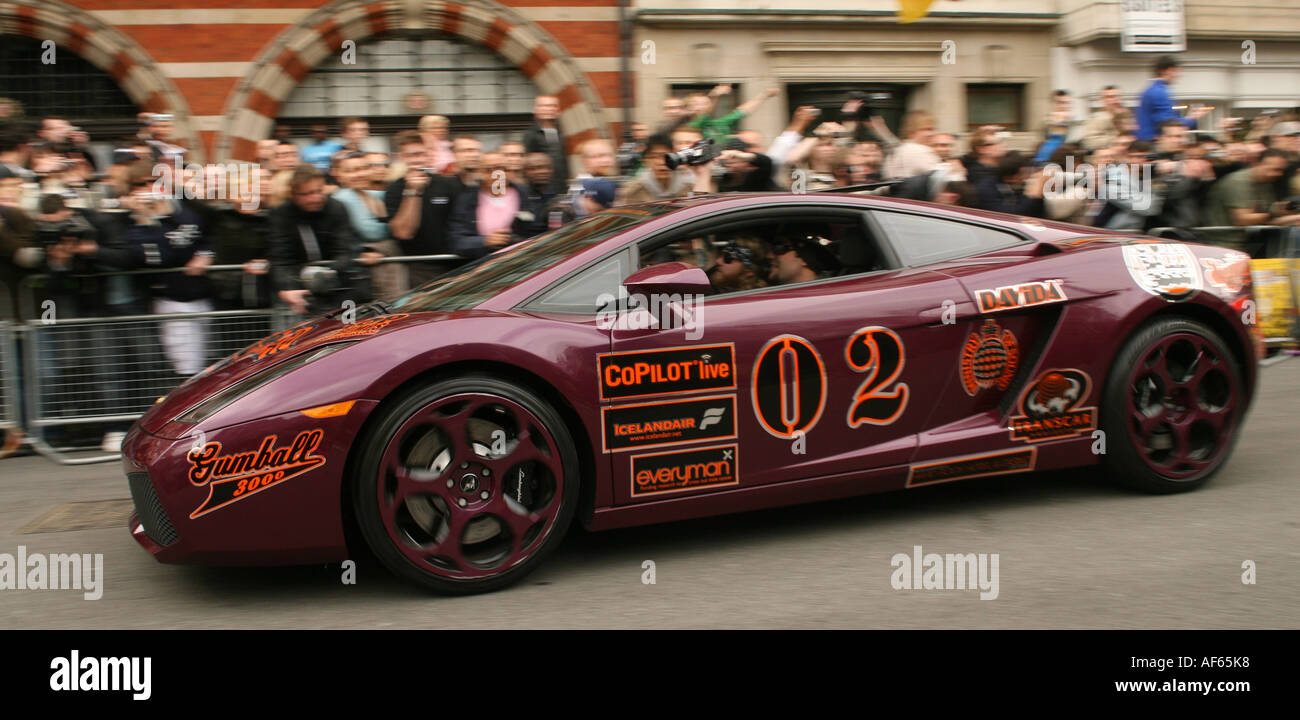 Inizio della corsa automobilistica Gumball 3000 nel centro di Londra, 30 aprile 2006 Foto Stock