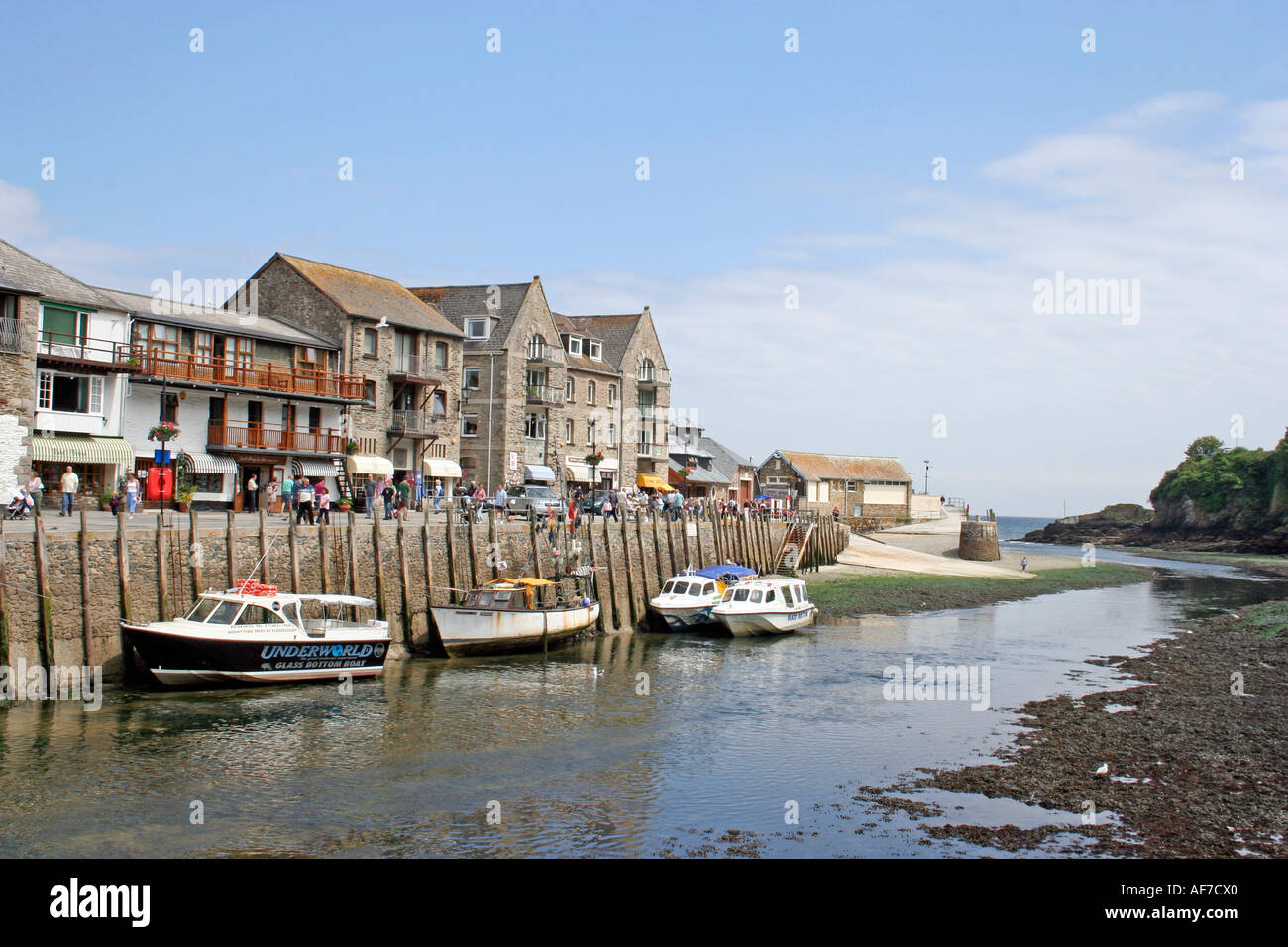 Il Quay a West Looe, Cornwall, Regno Unito, Europa Foto Stock