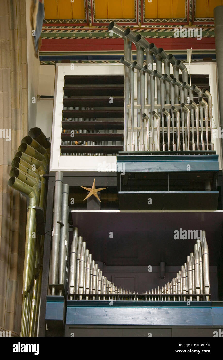 Un moderno organo nella Cattedrale di Blackburn Lancashire, Regno Unito Foto Stock
